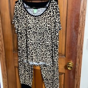 Xxl honeydew animal print pajamas